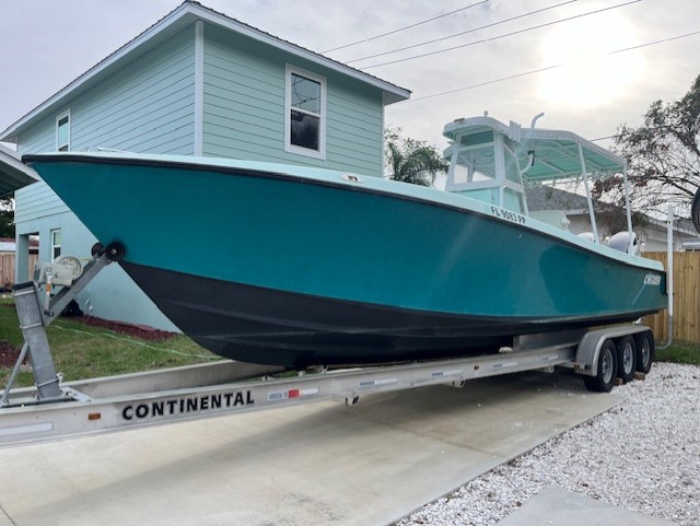 31' Contender